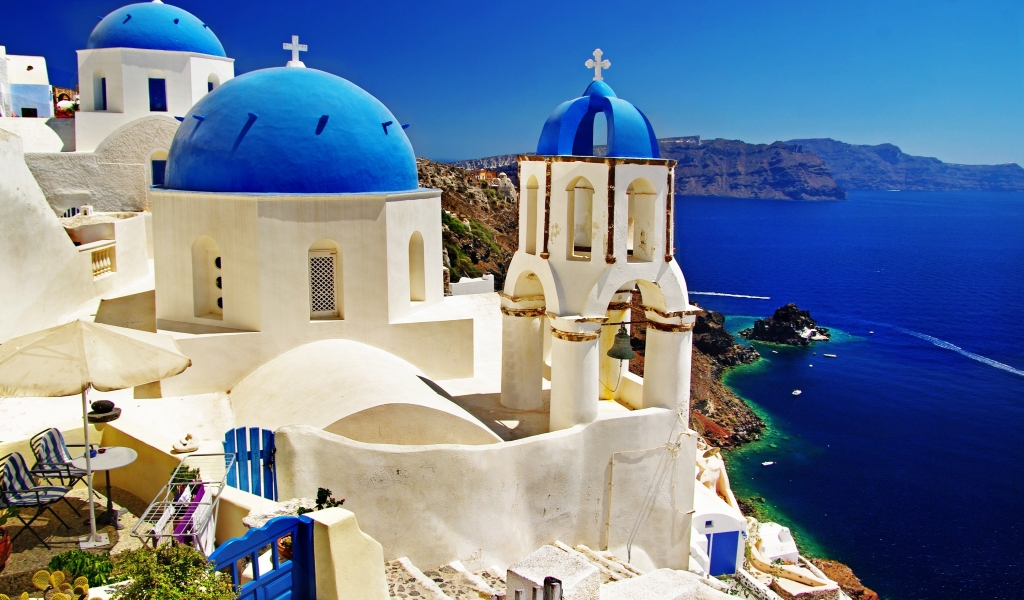 Stunning Santorini View for 1024 x 600 widescreen resolution
