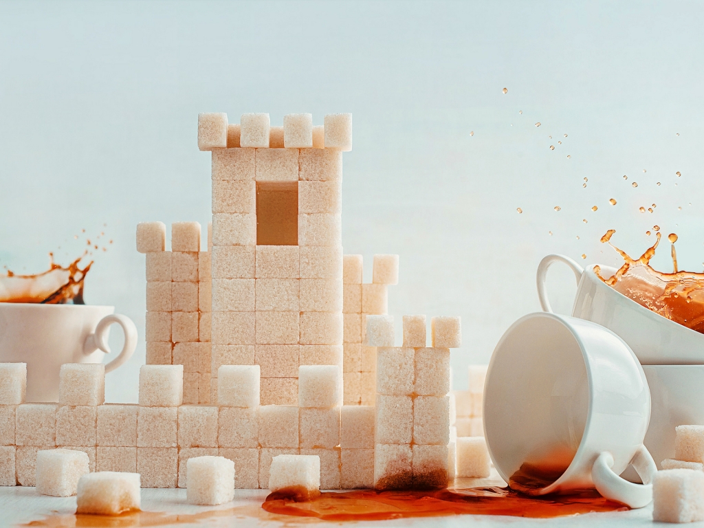 Sugar Cubes and Coffee Cups for 1024 x 768 resolution