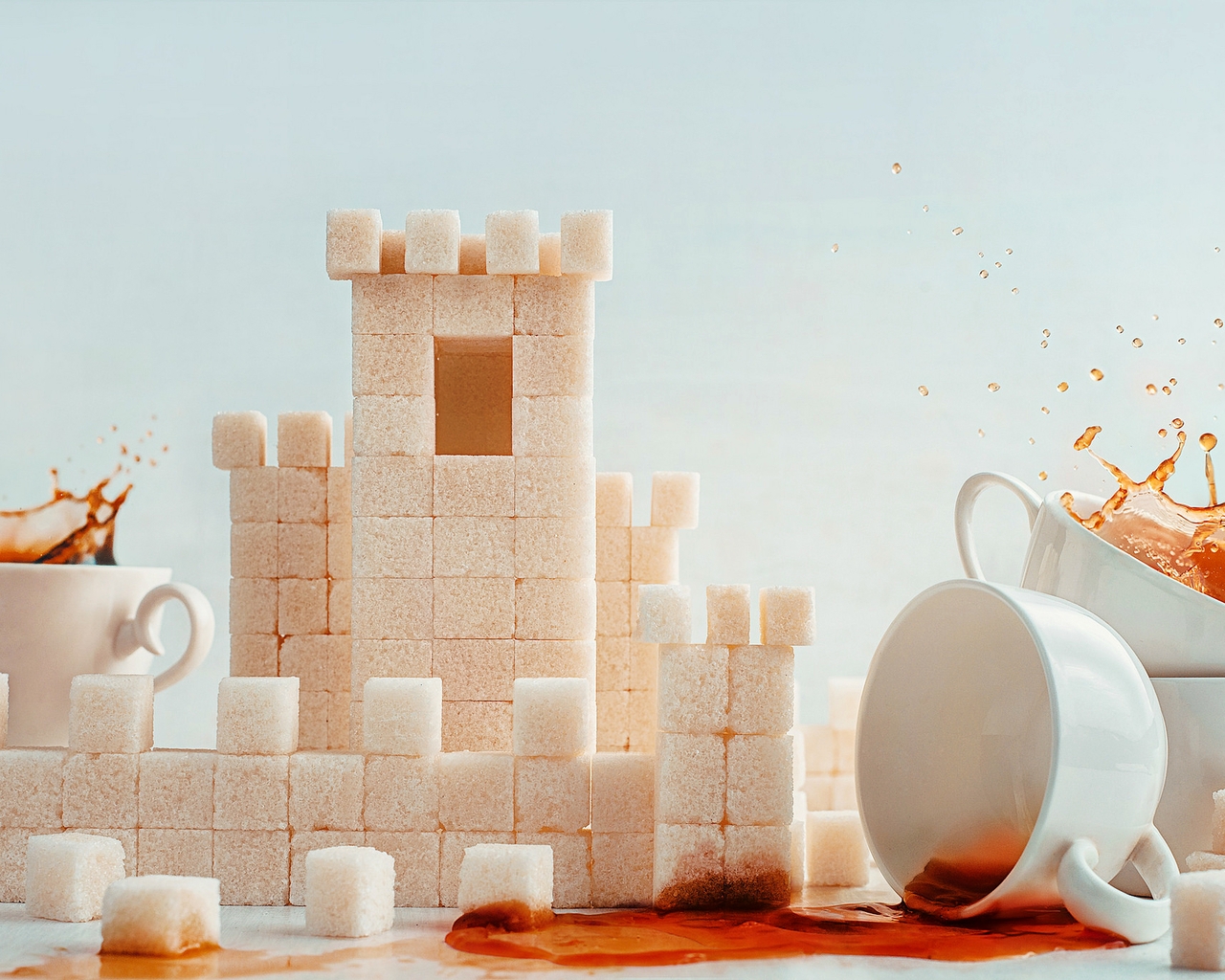Sugar Cubes and Coffee Cups for 1280 x 1024 resolution