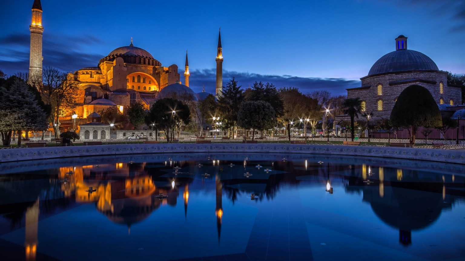 Sultanahmet Cami for 1536 x 864 HDTV resolution