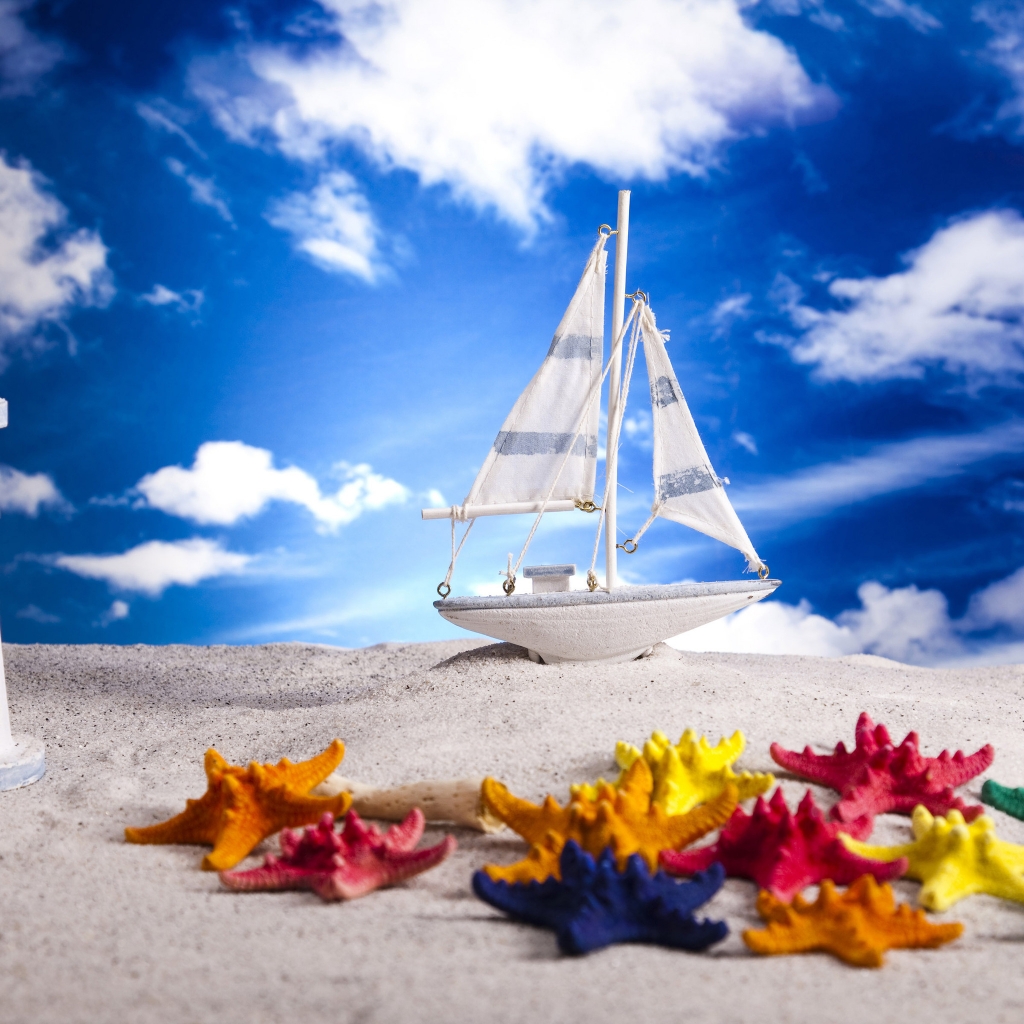 Summer Beach Miniature for 1024 x 1024 iPad resolution