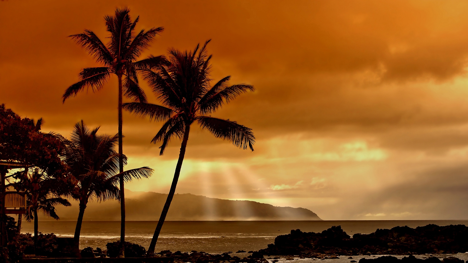 Sunset in the Tropics for 1536 x 864 HDTV resolution
