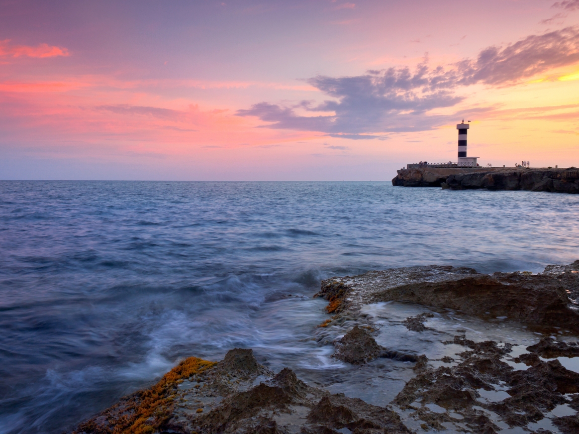 Sunset Lighthouse for 1152 x 864 resolution