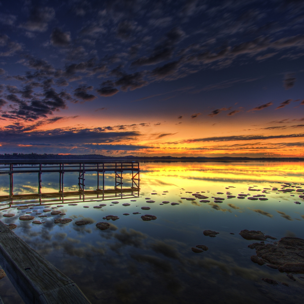 Sunset Sea Promenade for 1024 x 1024 iPad resolution
