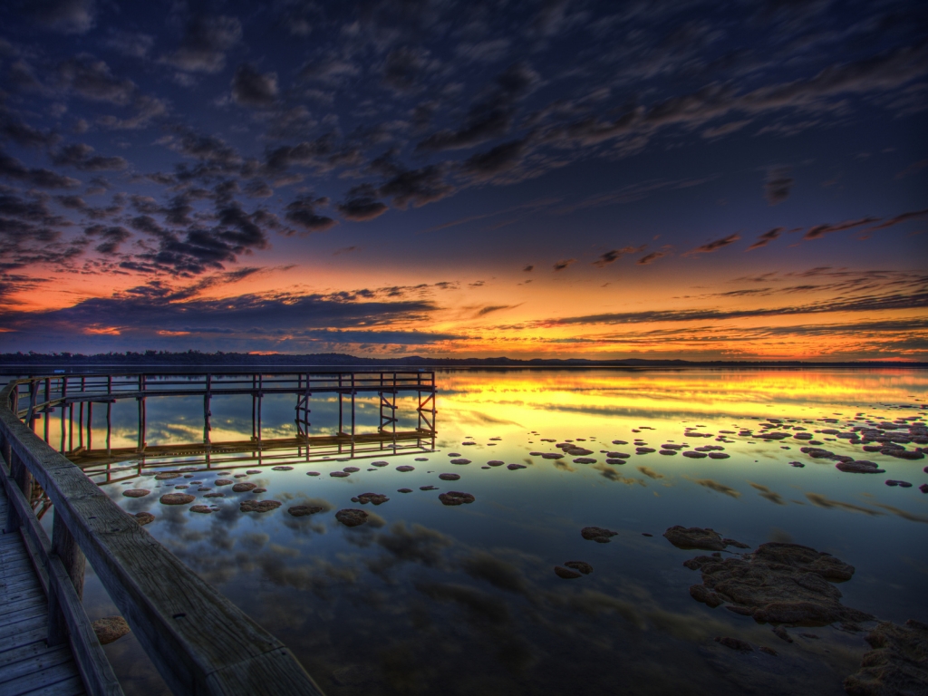 Sunset Sea Promenade for 1024 x 768 resolution