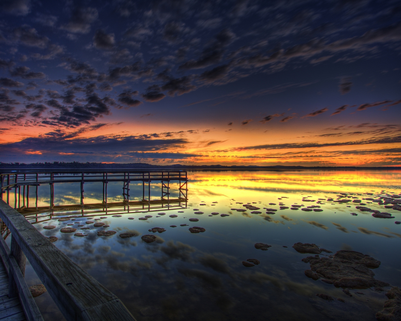 Sunset Sea Promenade for 1280 x 1024 resolution
