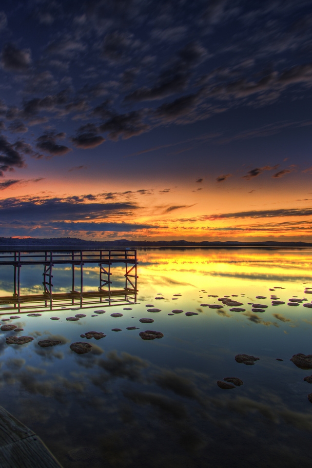 Sunset Sea Promenade for 640 x 960 iPhone 4 resolution