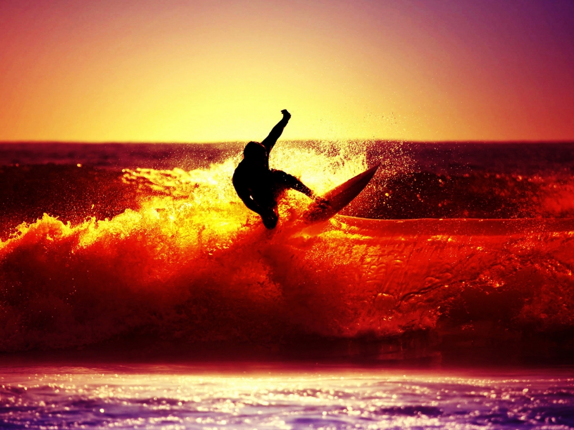 Sunset Surfing for 1152 x 864 resolution