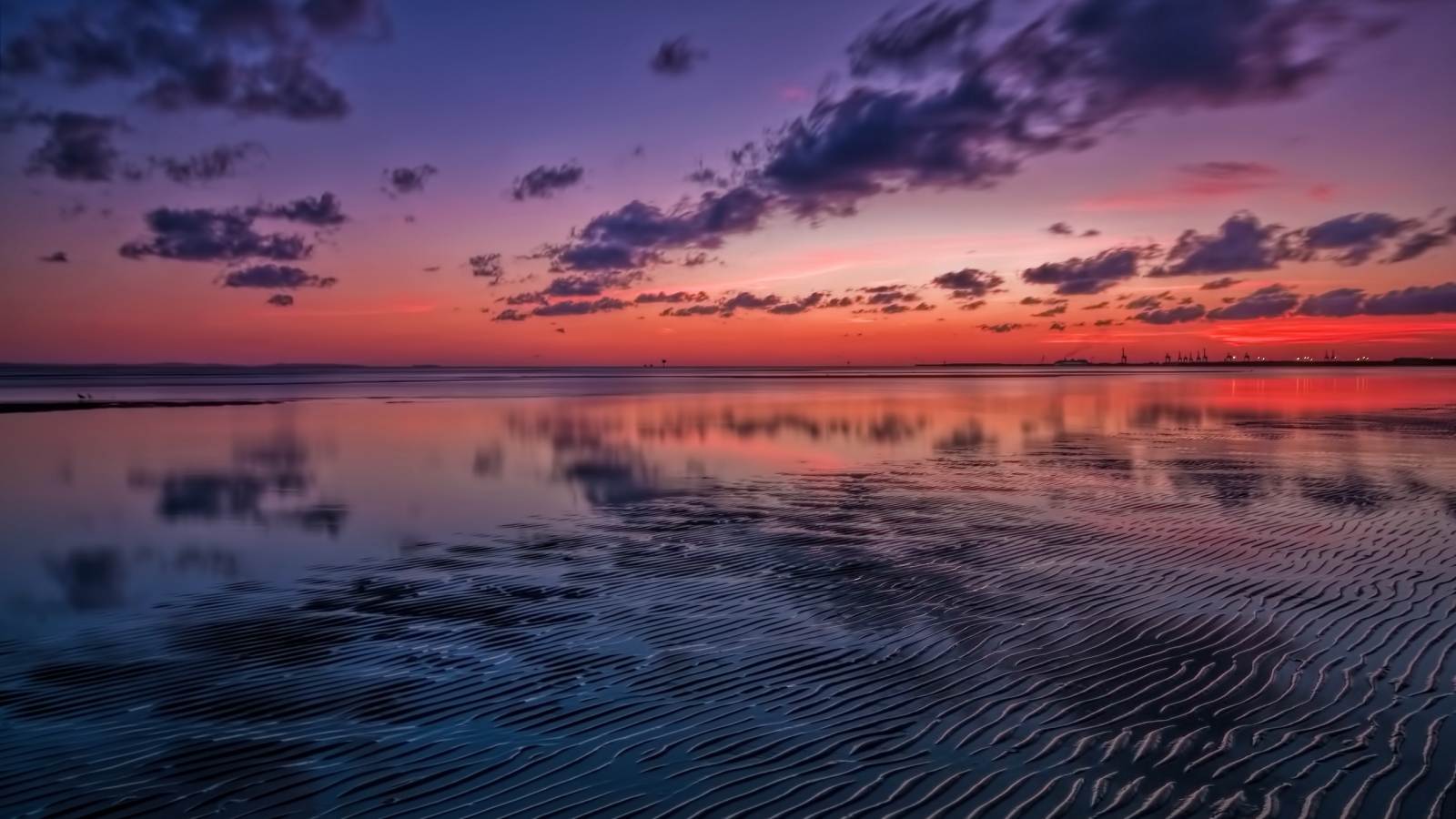 Sunset Tide for 1600 x 900 HDTV resolution