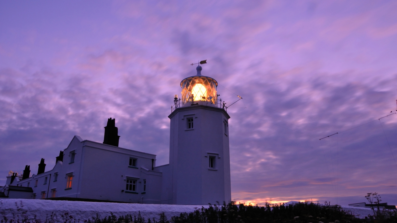 Sunset view Lighthouse for 1366 x 768 HDTV resolution