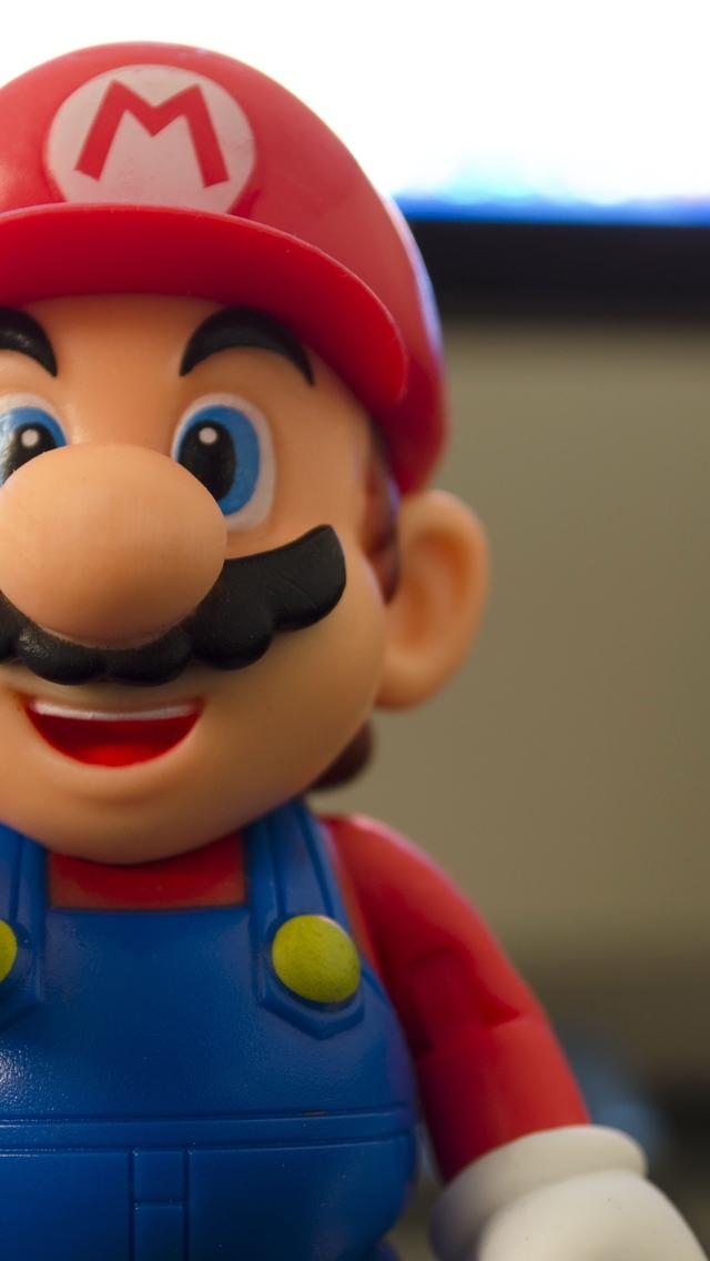 Super Mario Figurine for 640 x 1136 iPhone 5 resolution