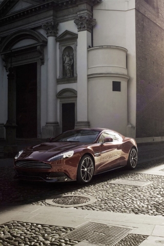 Superb Aston Martin AM 310 Vanquish for 320 x 480 iPhone resolution