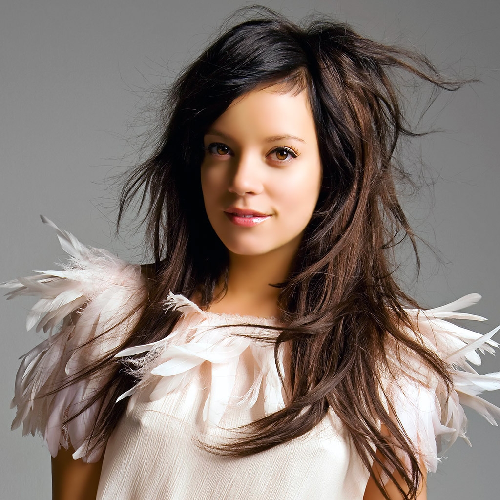 Superb Lily Allen for 1024 x 1024 iPad resolution