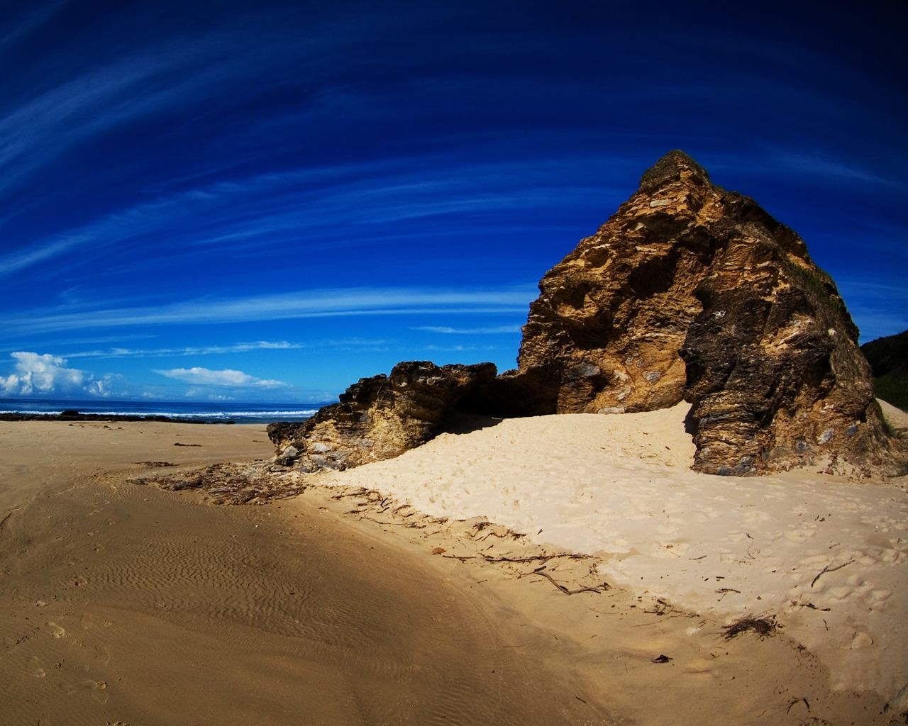 Superb Valla Beach for 1280 x 1024 resolution