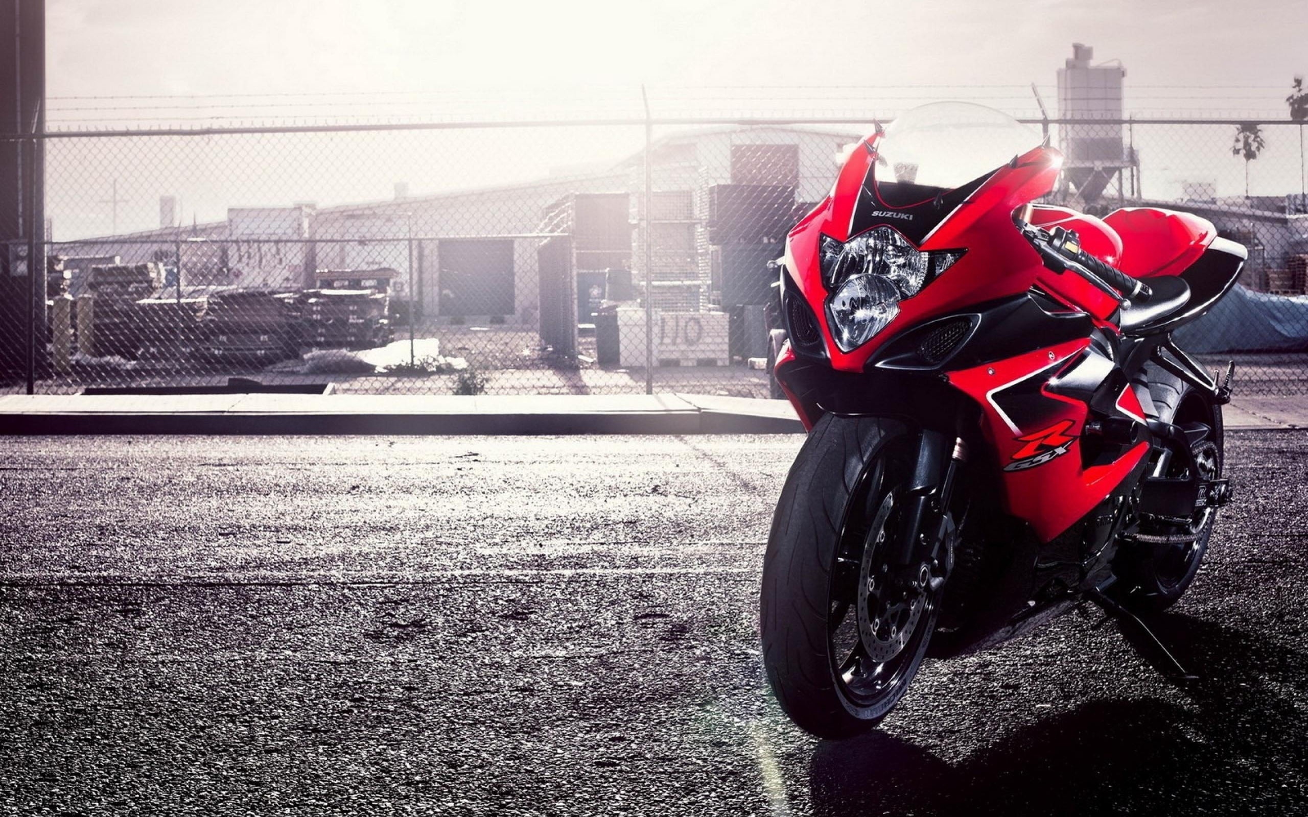 Suzuki Red for 2560 x 1600 widescreen resolution