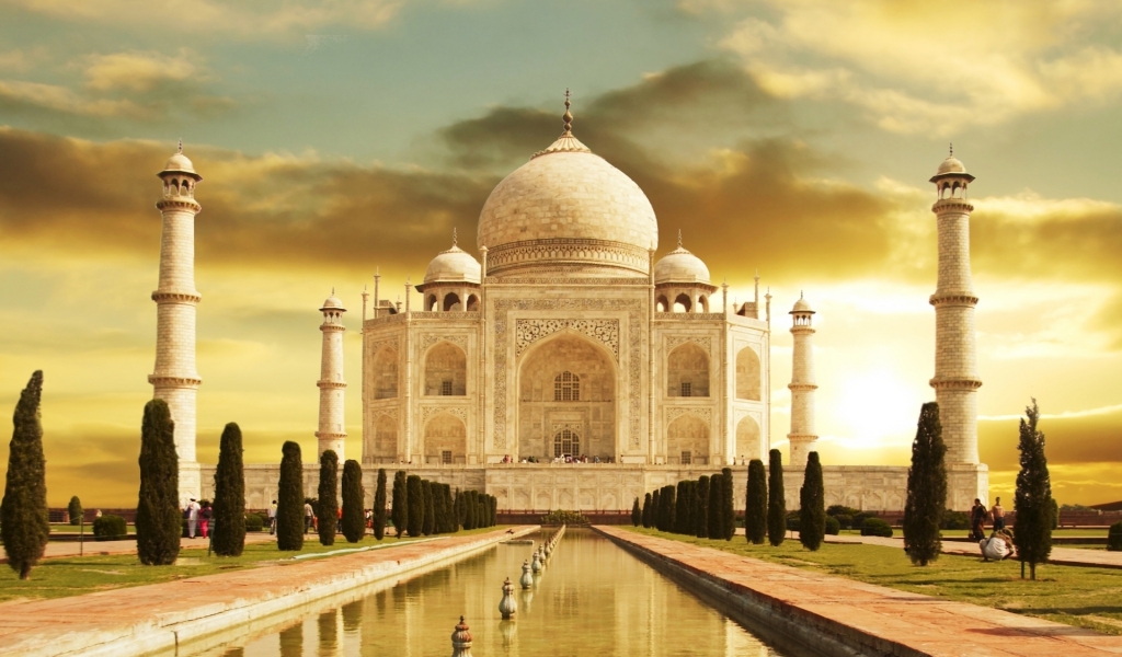 Taj Mahal India for 1024 x 600 widescreen resolution