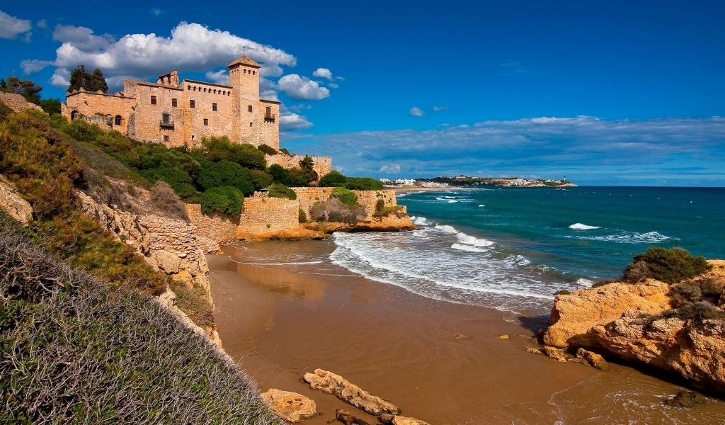 Tamarit Castle Tarragona for 1024 x 600 widescreen resolution