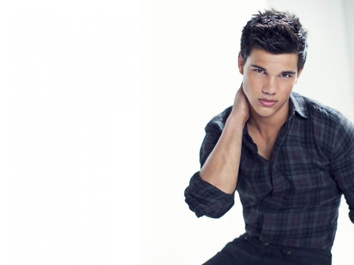 Taylor Lautner for 1152 x 864 resolution