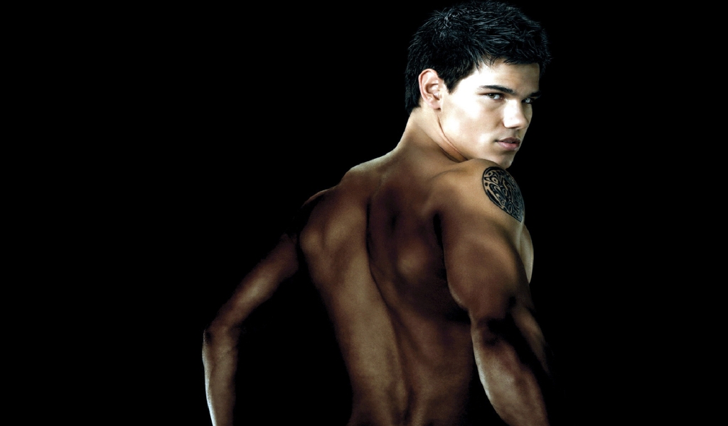 Taylor Lautner Sexy for 1024 x 600 widescreen resolution