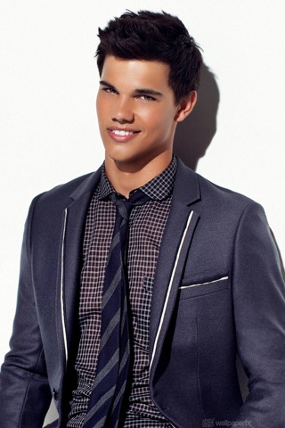 Taylor Lautner Suit for 320 x 480 iPhone resolution