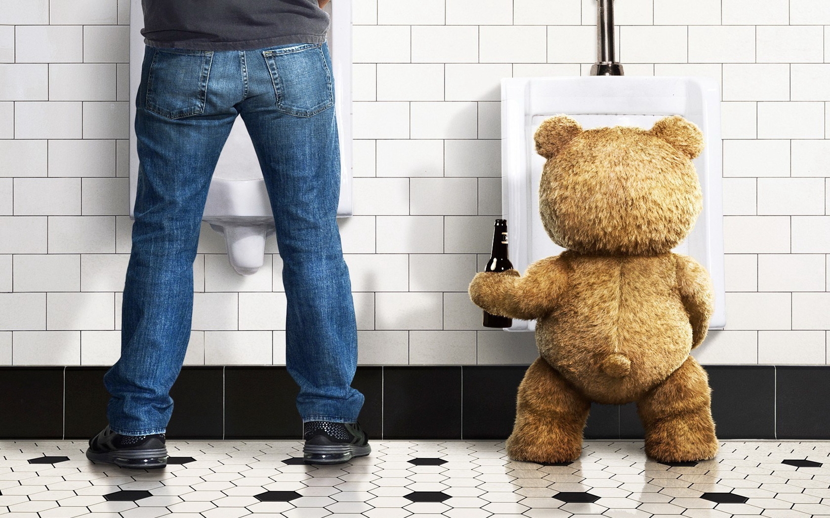 Ted Movie for 1680 x 1050 widescreen resolution