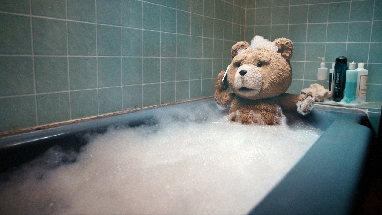 Ted taking a Bath for 1280 x 720 HDTV 720p resolution