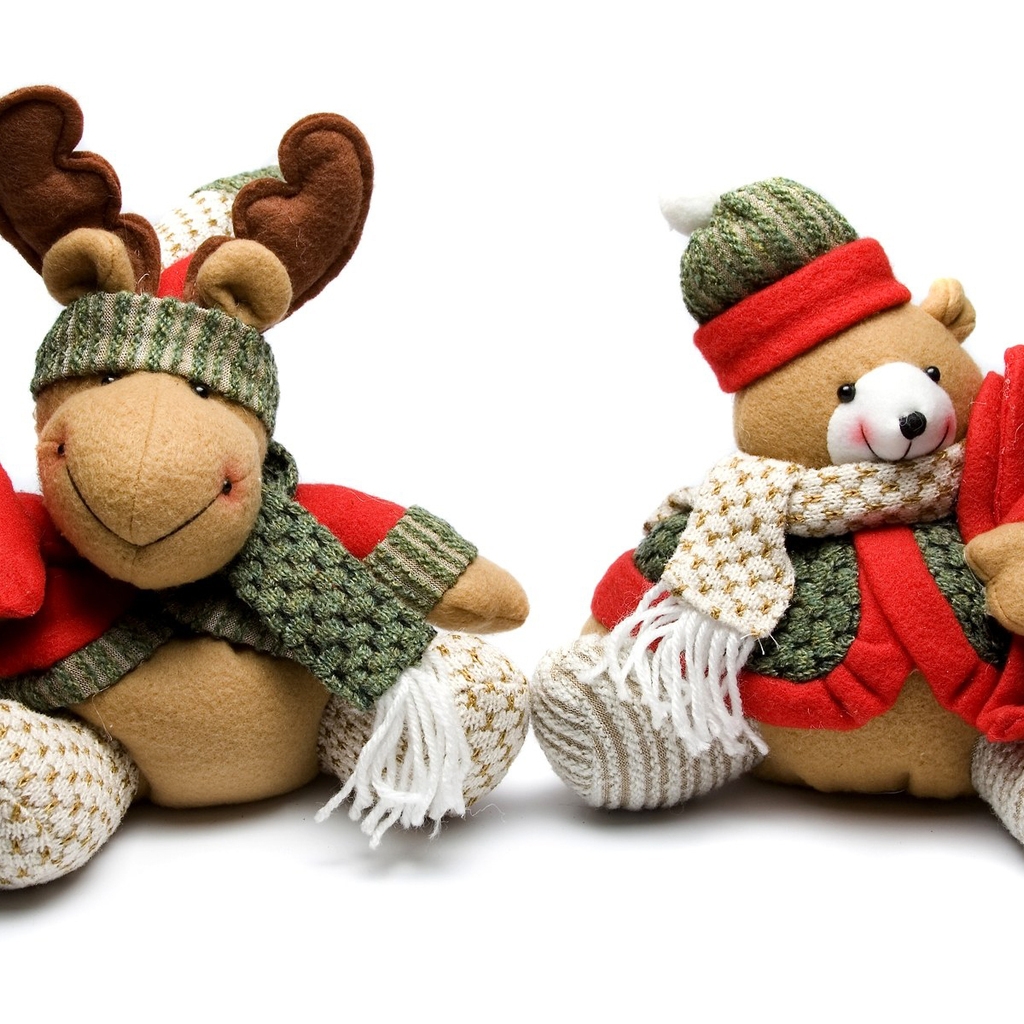 Teddy Bear and Reindeer Toy for 1024 x 1024 iPad resolution