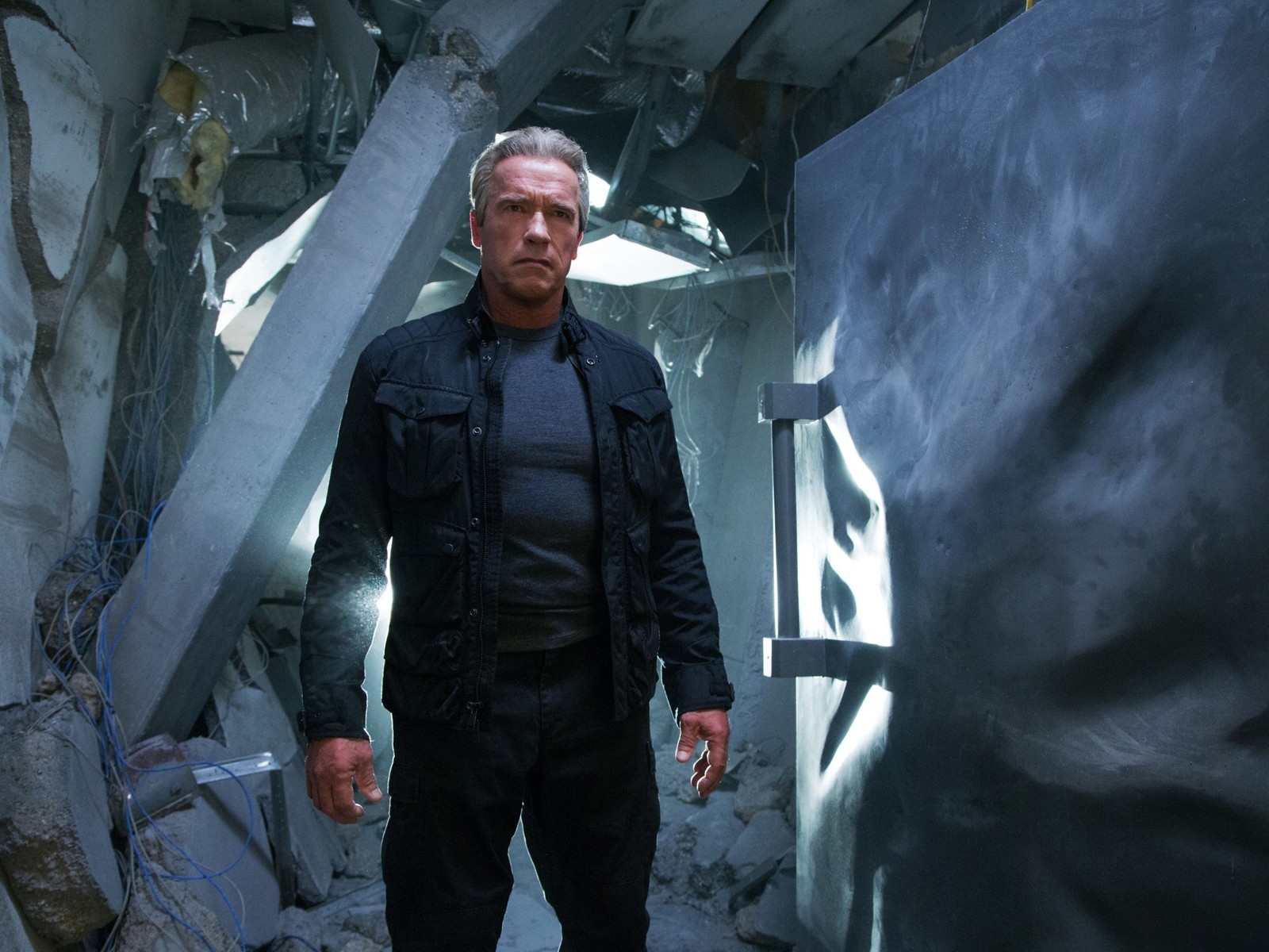 Terminator Genisys Arnold Schwarzenegger for 1600 x 1200 resolution