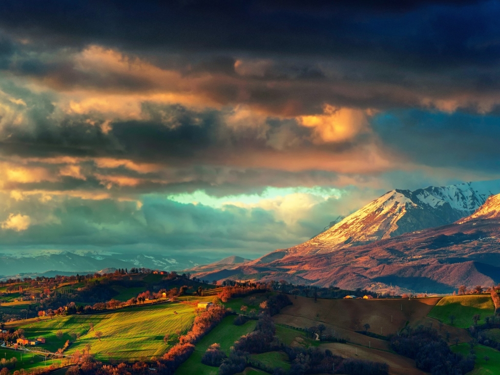 The Apennines Mountains for 1024 x 768 resolution