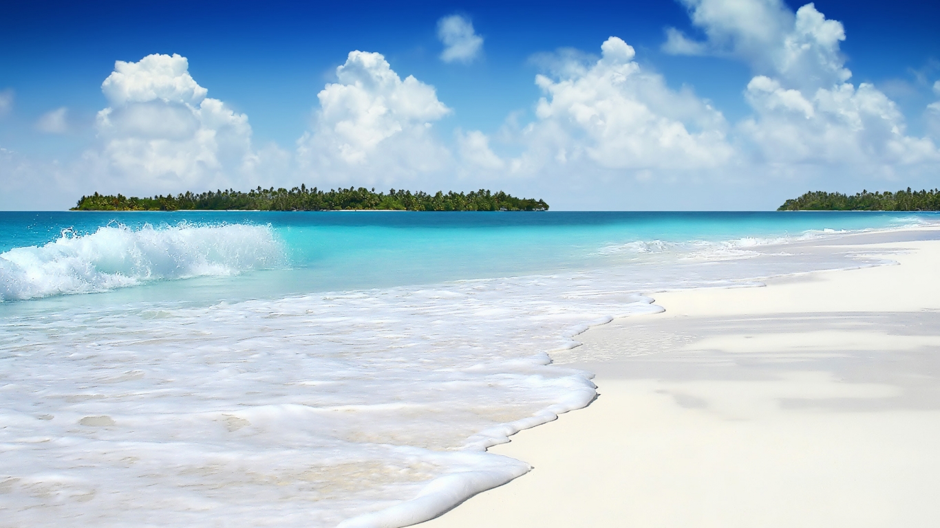 The Beautiful Summer Island for 1366 x 768 HDTV resolution
