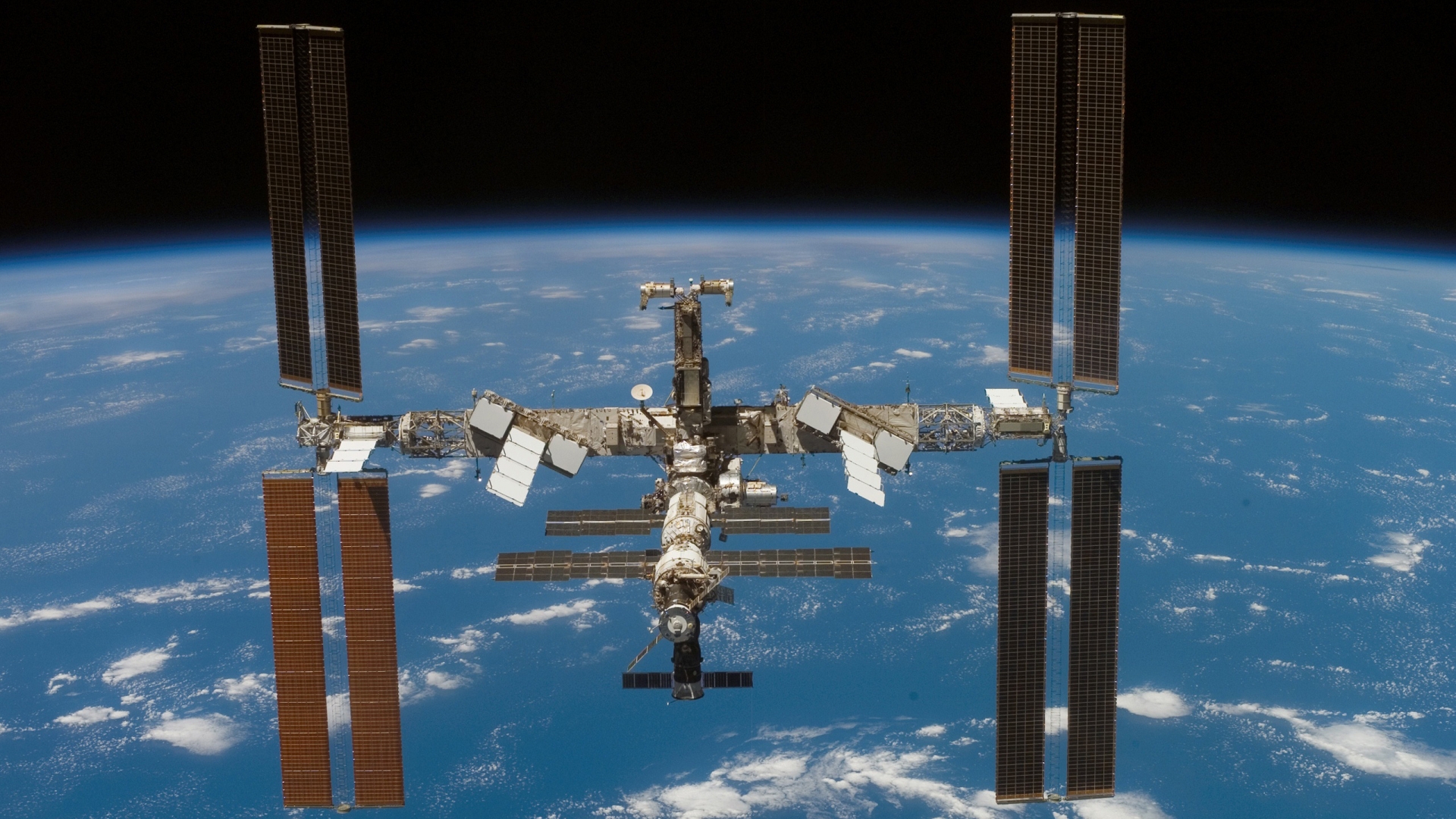 The Big Iss Earth Orbit for 1920 x 1080 HDTV 1080p resolution