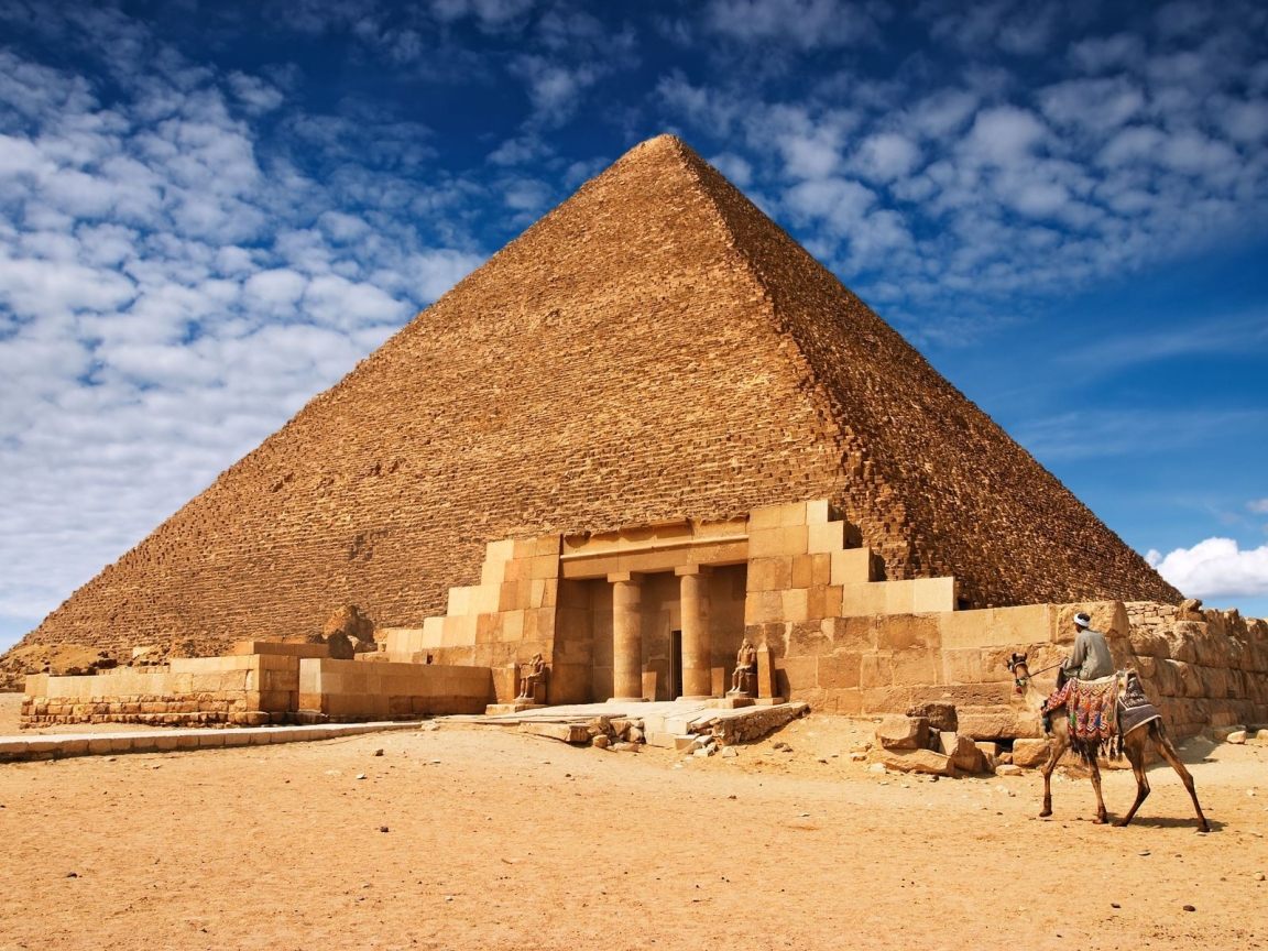 The Egyptian Pyramids for 1152 x 864 resolution