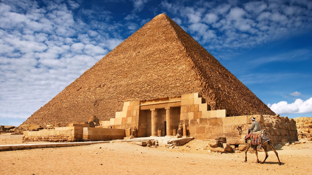 The Egyptian Pyramids for 1280 x 720 HDTV 720p resolution