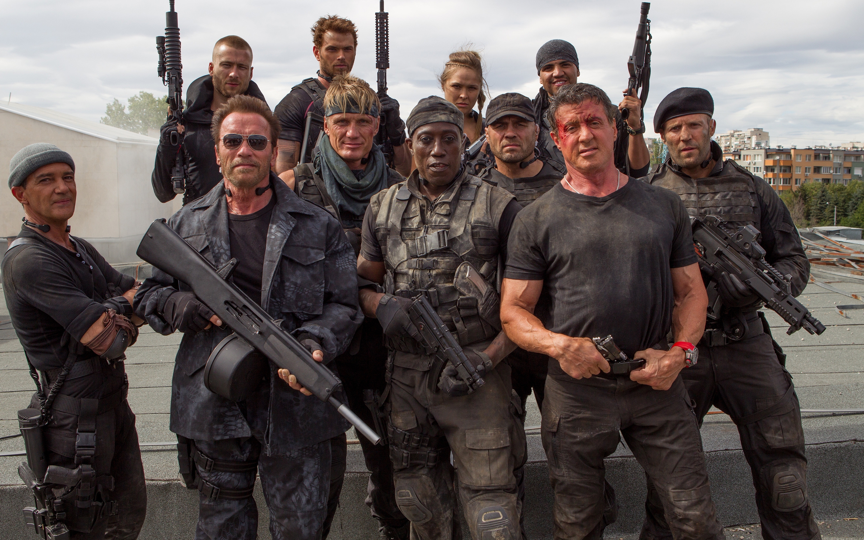The Expendables 3 Cast for 2880 x 1800 Retina Display resolution