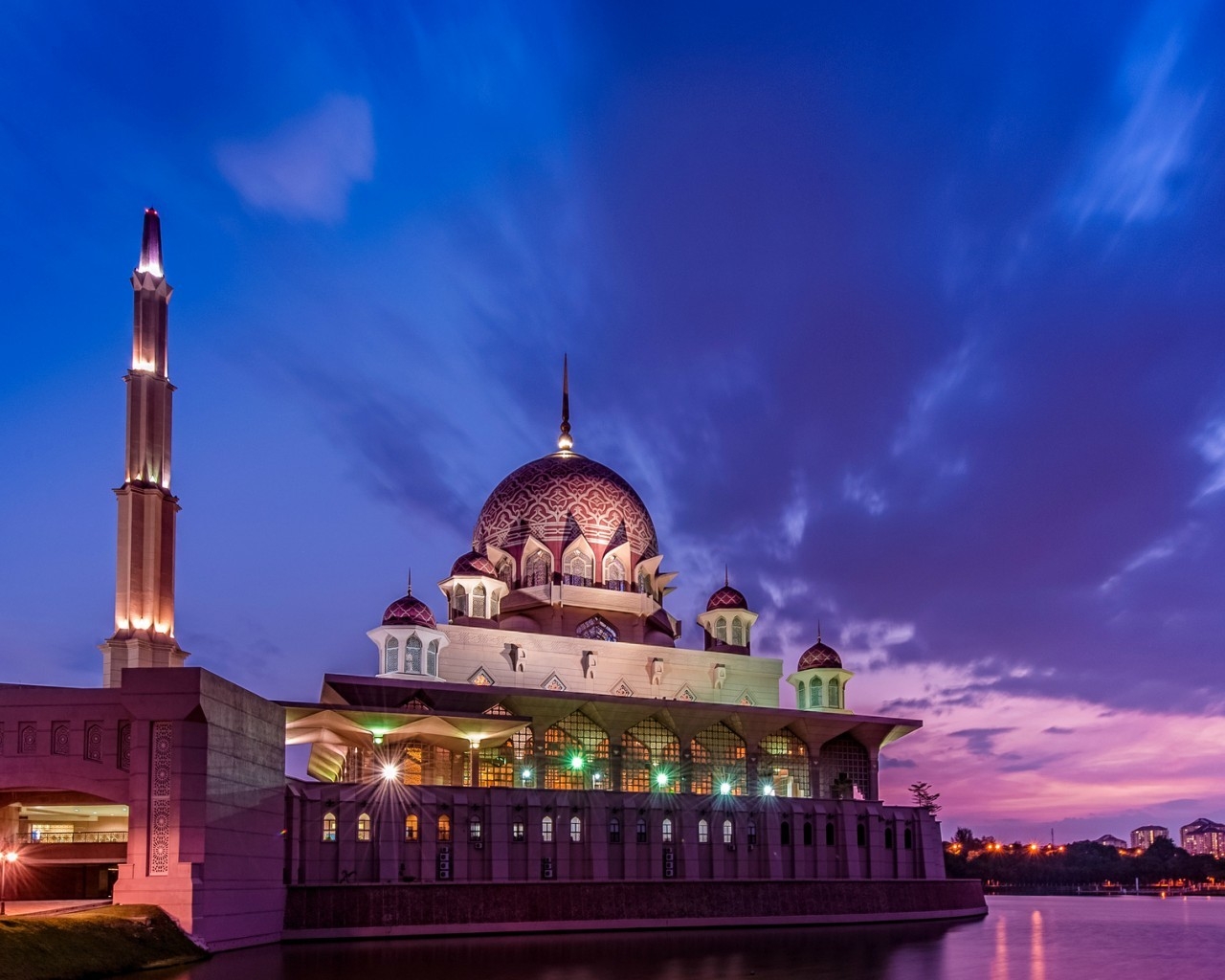 The Putra Mosque for 1280 x 1024 resolution