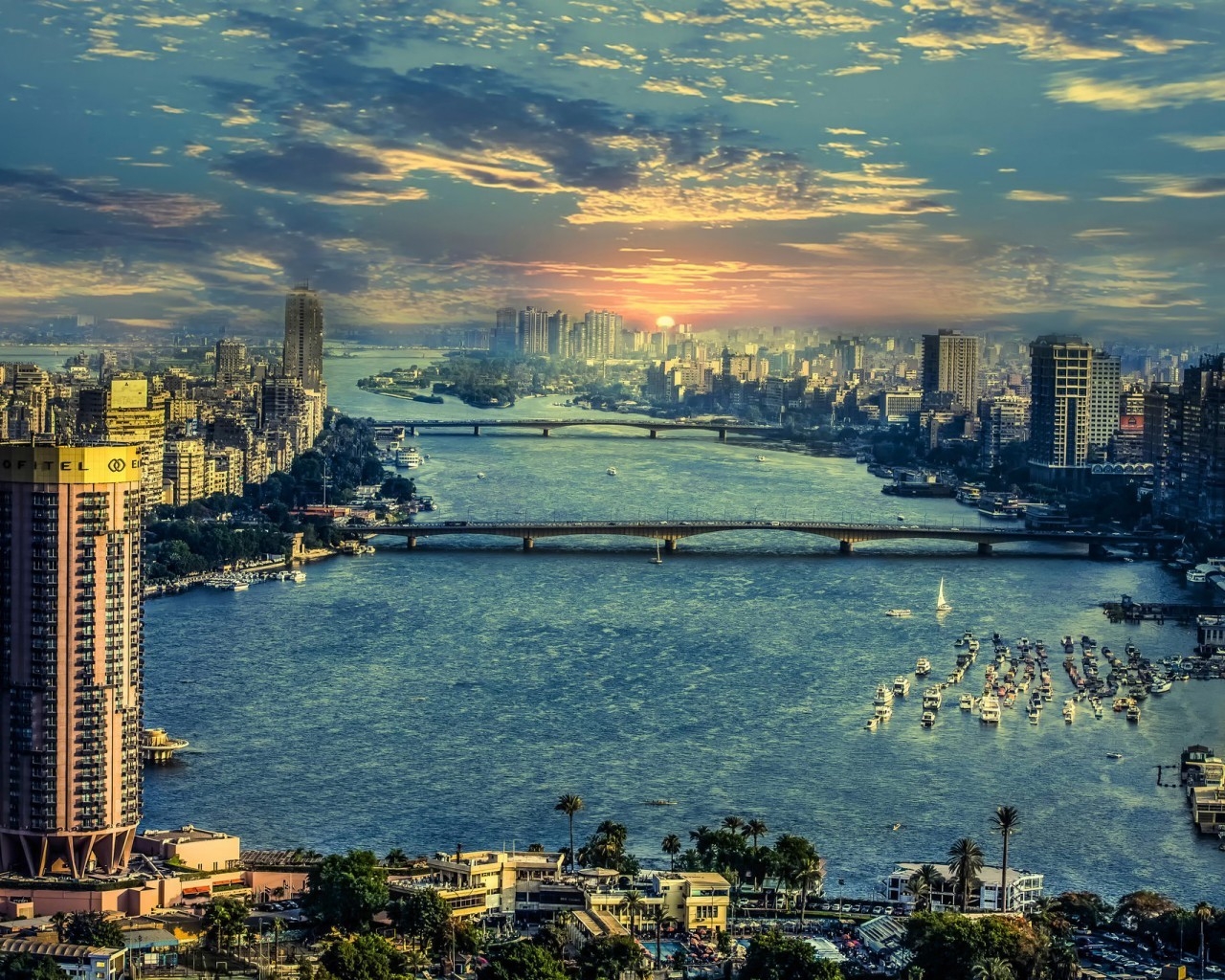 The River Nile in Cairo for 1280 x 1024 resolution
