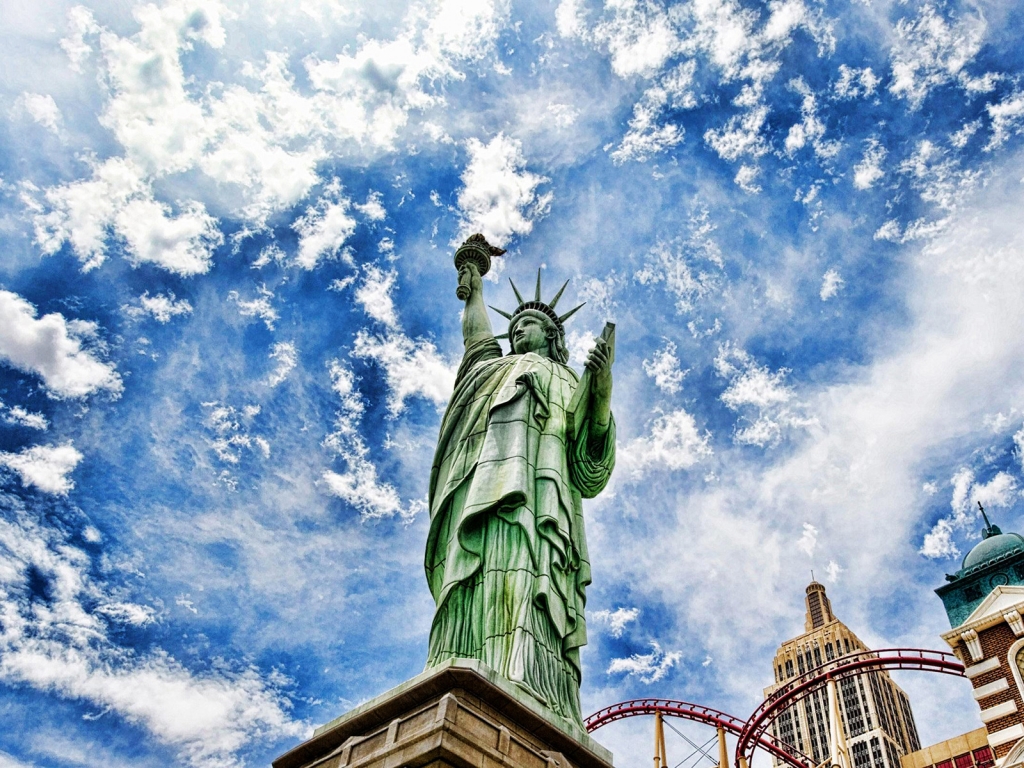 The Statue of Liberty for 1024 x 768 resolution