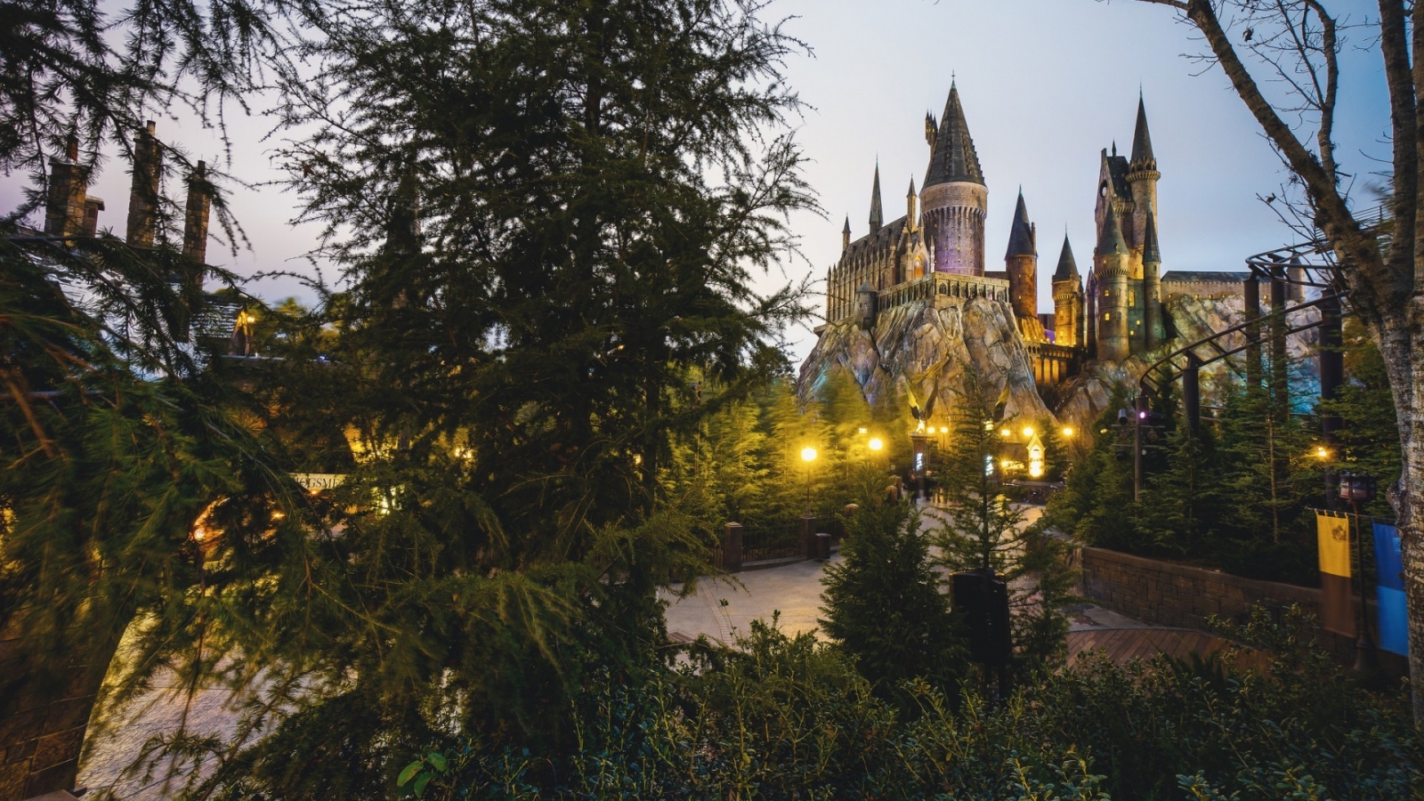 The Wizarding World of Harry Potter for 1600 x 900 HDTV resolution