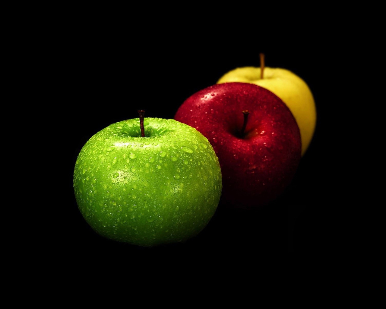 Three Colored apples for 1280 x 1024 resolution