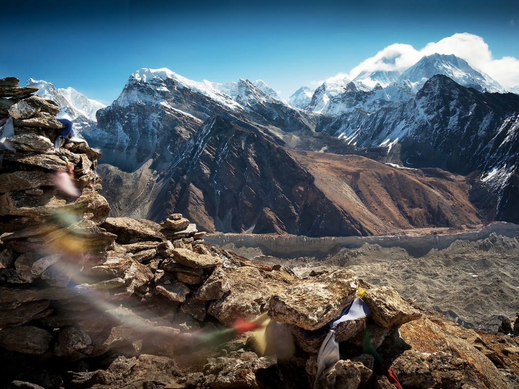 Tibet Mountains for 1024 x 768 resolution