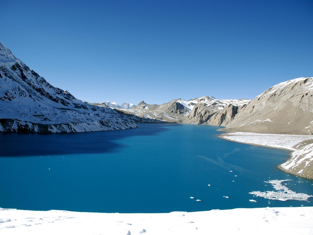 Tilicho Lake View for 1024 x 768 resolution