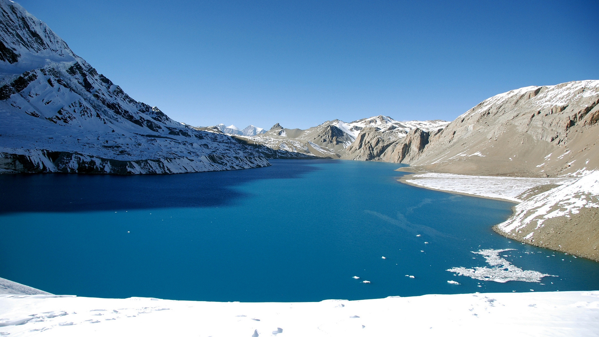 Tilicho Lake View for 1920 x 1080 HDTV 1080p resolution