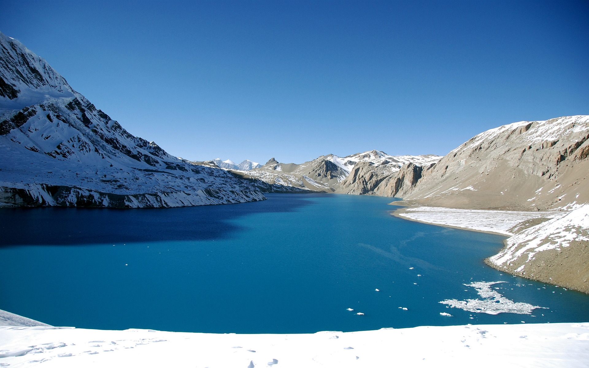 Tilicho Lake View for 1920 x 1200 widescreen resolution