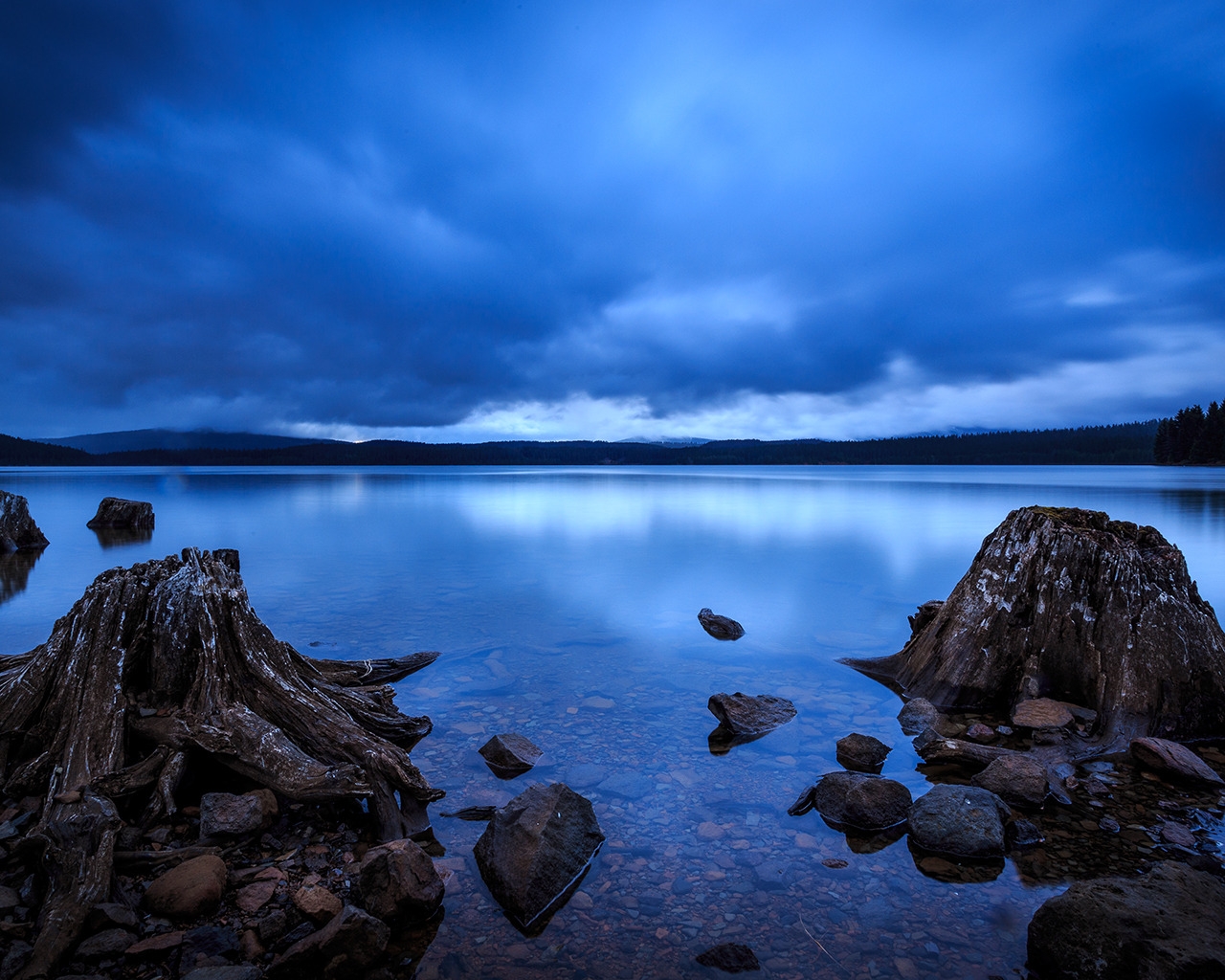 Timothy Lake Oregon for 1280 x 1024 resolution