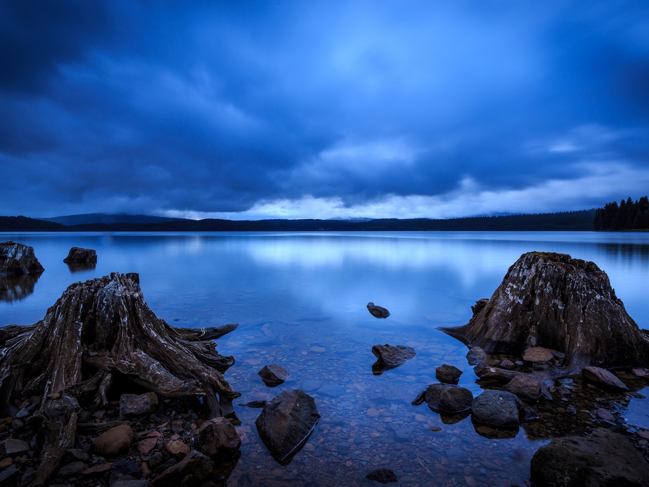 Timothy Lake Oregon for 1280 x 960 resolution