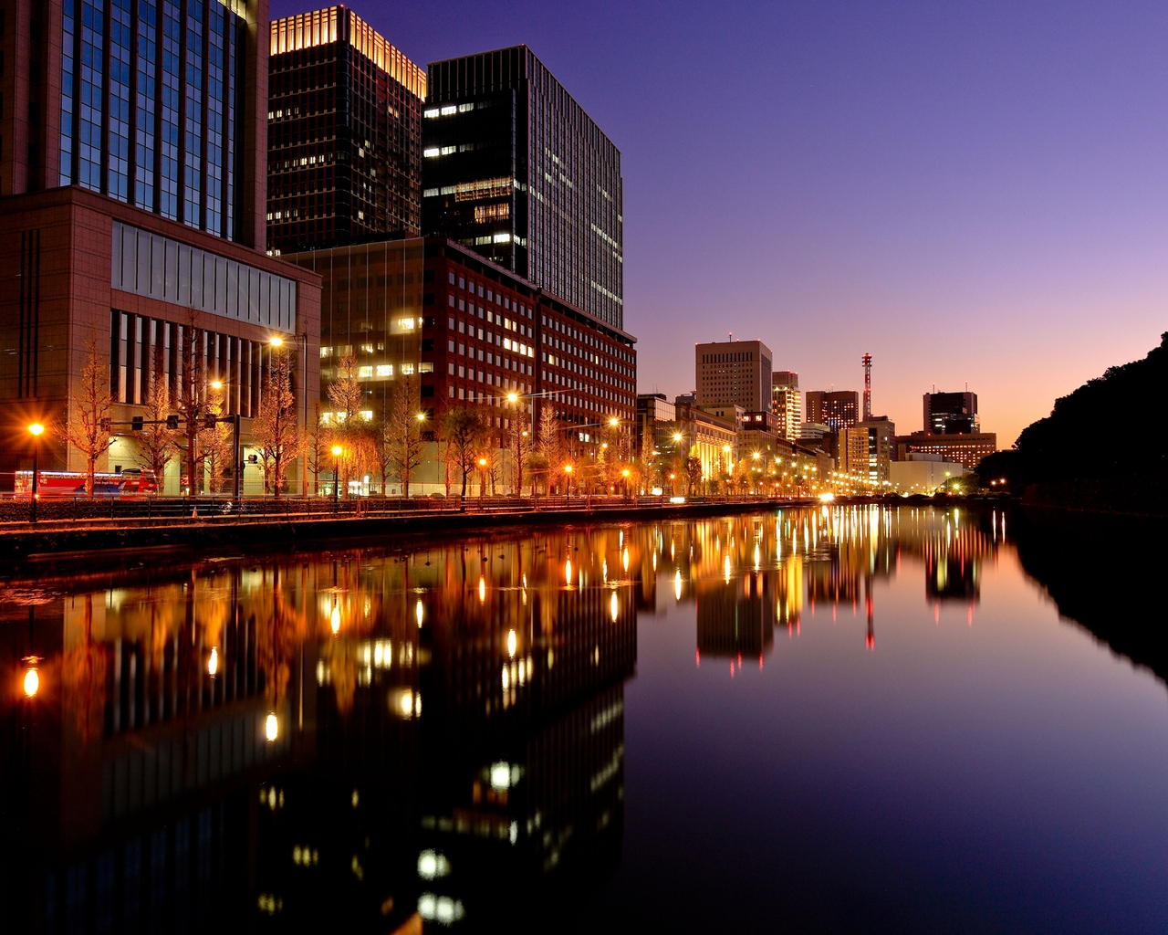Tokyo City Lights for 1280 x 1024 resolution