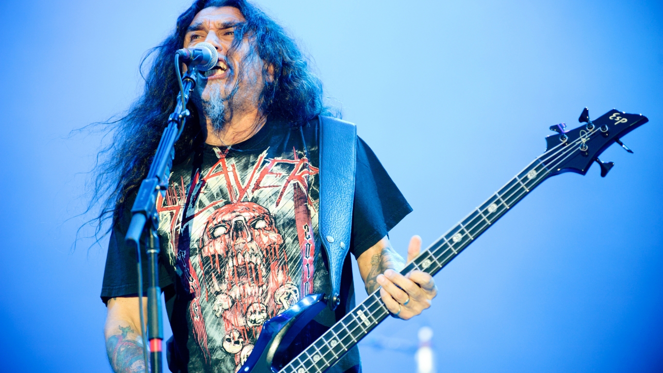 Tom Araya for 1366 x 768 HDTV resolution