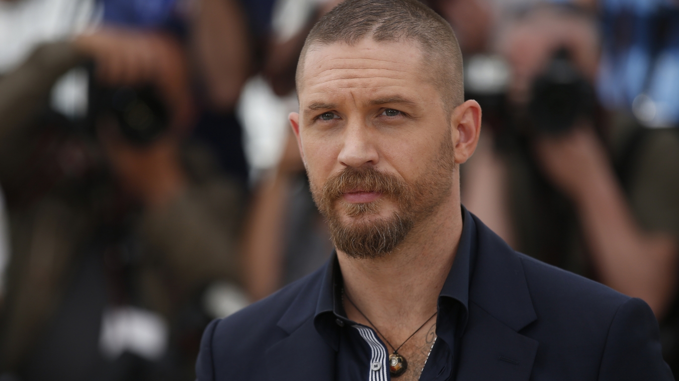 Tom Hardy 2016 for 1366 x 768 HDTV resolution