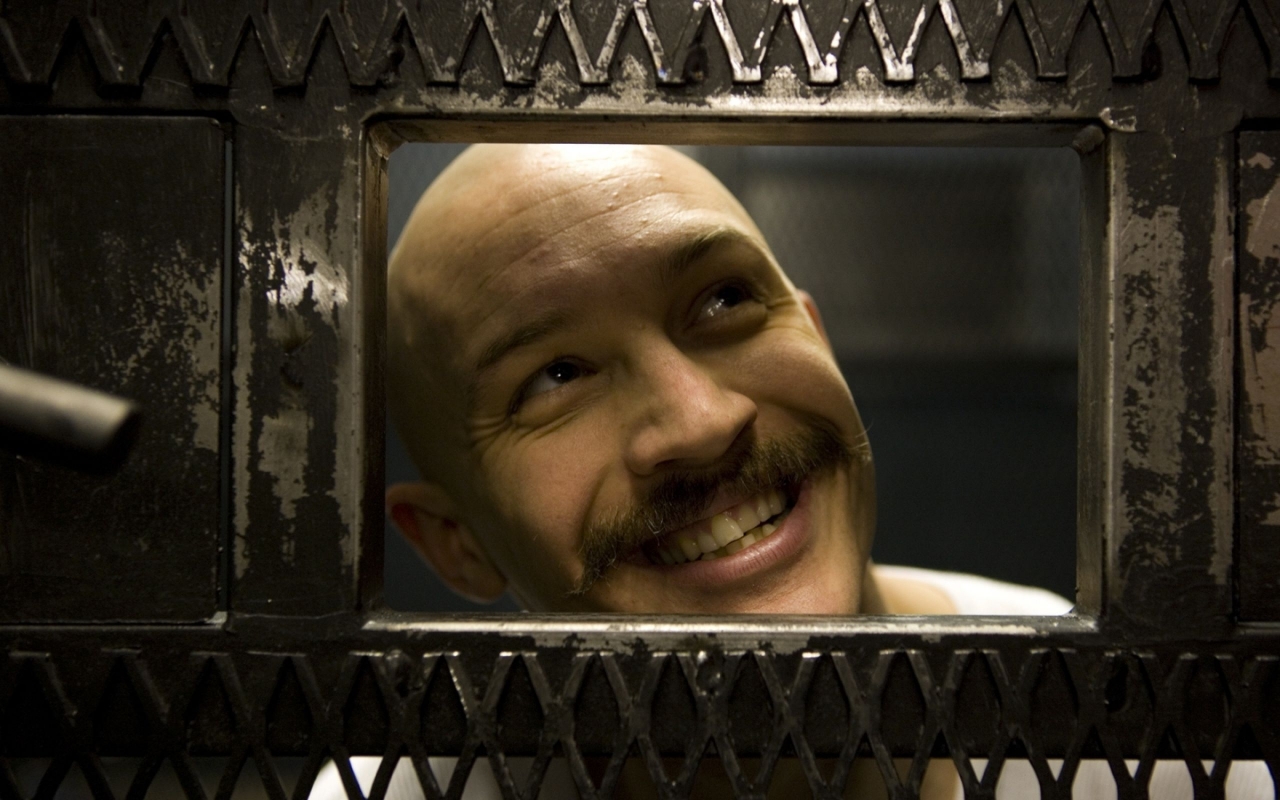 Tom Hardy in Bronson for 1280 x 800 widescreen resolution