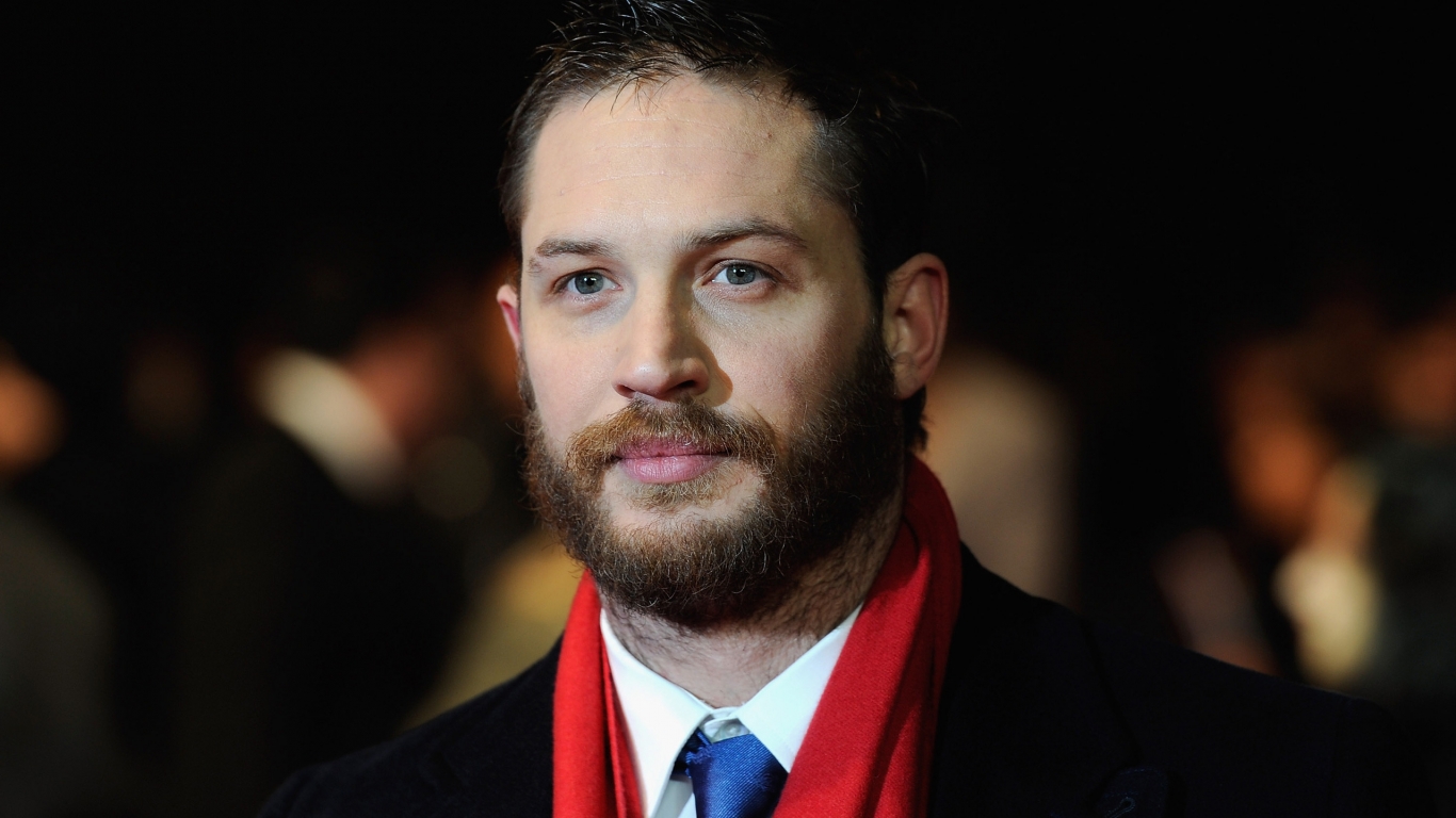Tom Hardy with Beard for 1366 x 768 HDTV resolution
